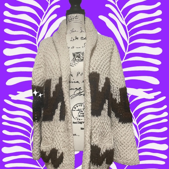 🔔HOST PICK🔔Sweater from 60s like one Marilyn Monroe wore UNISEX - Picture 2 of 8